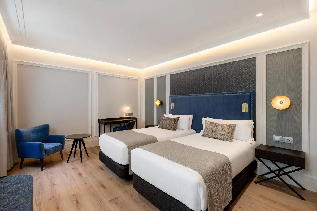 Double or Twin PREMIUM Room, Catalonia Plaza Cataluña, Barcelona