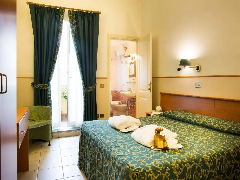 Room, Albergo Montreal, Florence