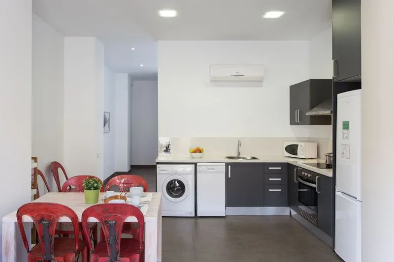 APARTMENT SUPERIOR WITH TERRACE Room, Valencia Centre Torres de Quart, Valencia