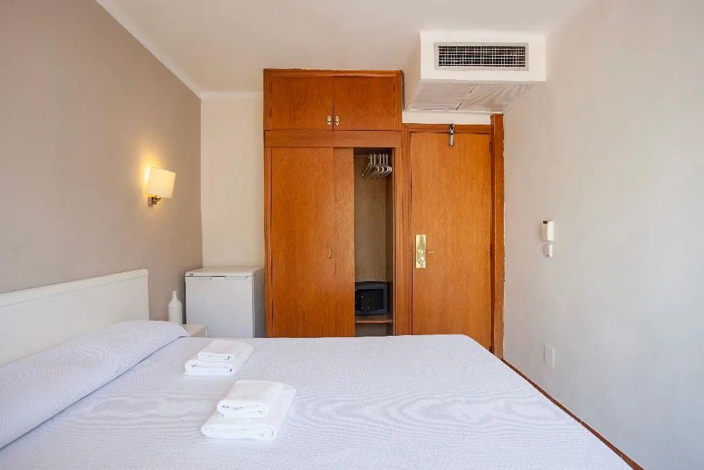 Room, Hostal Residencia Sutimar, Majorca