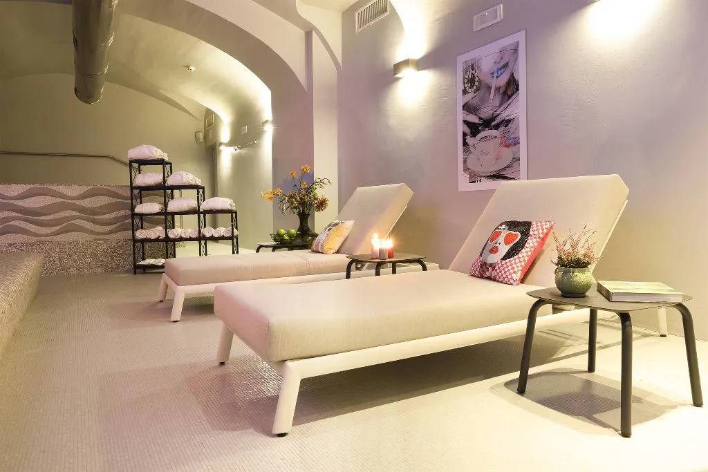 Sports and Entertainment, Leonardo Boutique Hotel Rome Monti, Rome