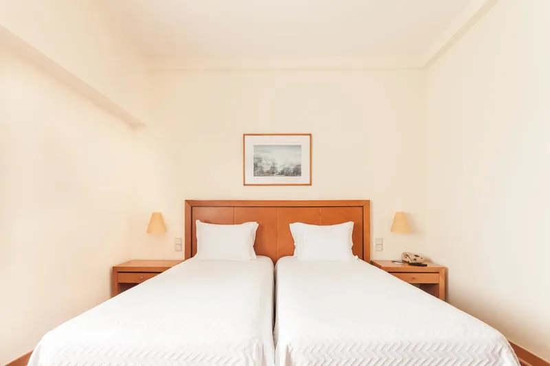 TRIPLE STANDARD Room, Roma, Lisbon