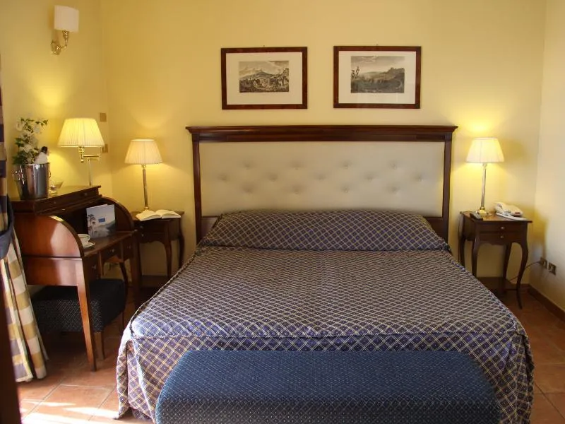 DOUBLE SINGLE USE GARDEN VIEW Room, Hotel Capo dei Greci, Catania