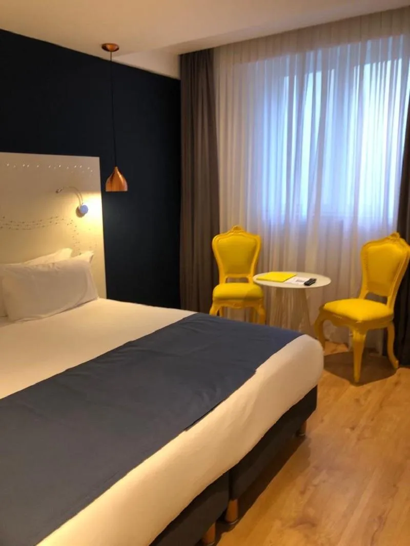 Room, The Walt Madrid, Madrid