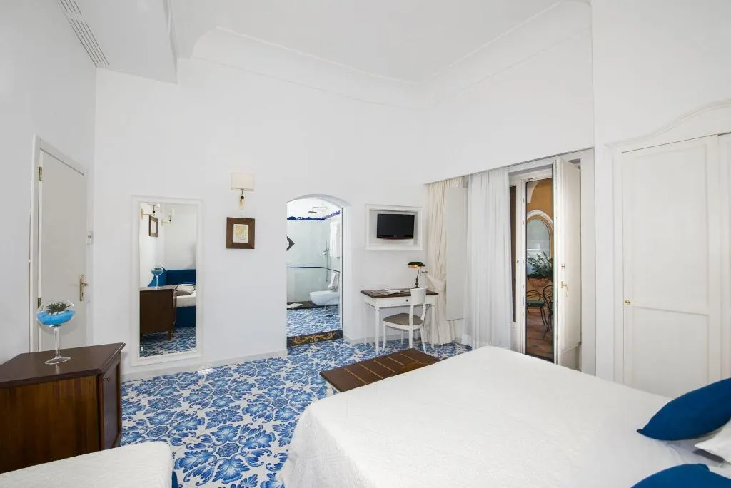 TRIPLE STANDARD Room, Savoia, Naples