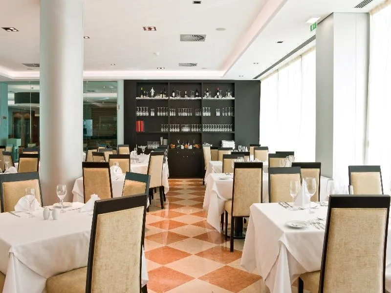 Restaurant, Montegordo Hotel Apartamentos & Spa, Algarve
