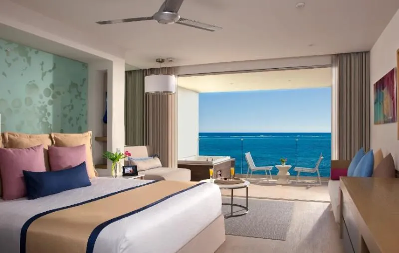 JUNIOR SUITE CLUB OCEAN VIEW Room, Secrets Riviera Cancun All Preferred-Adults Only, Cancun Area