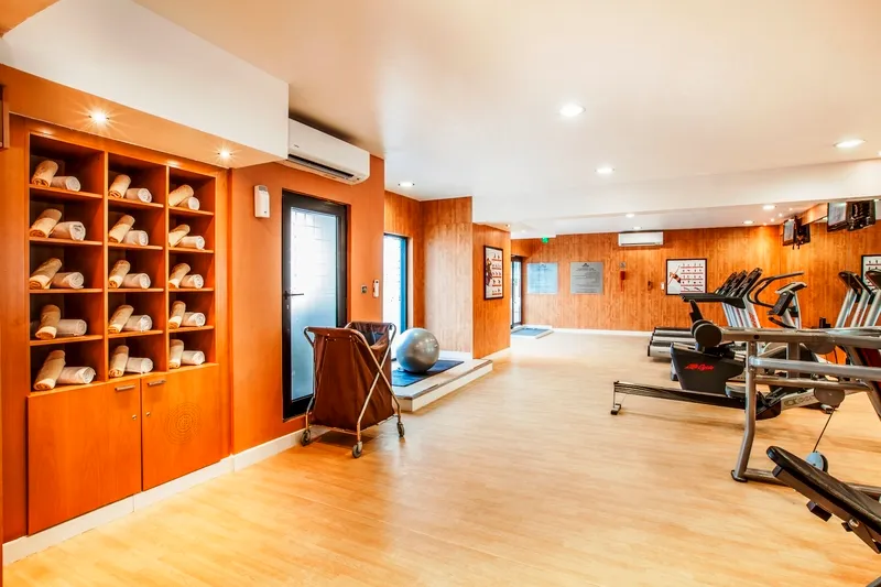 Sports and Entertainment, Golden Sands Hotel Apartments, Dubai