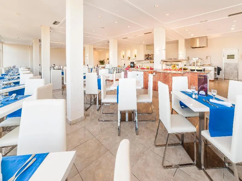 Restaurant, Globales Cala'n Blanes, Menorca