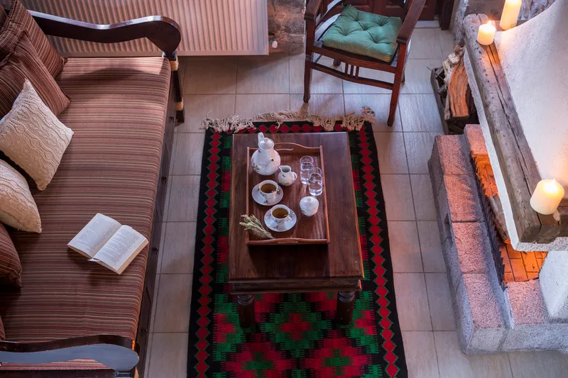 Lobby, Agroktima, Athens
