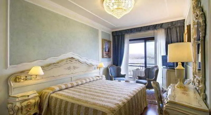 Room, Grand Hotel Bristol, Milan