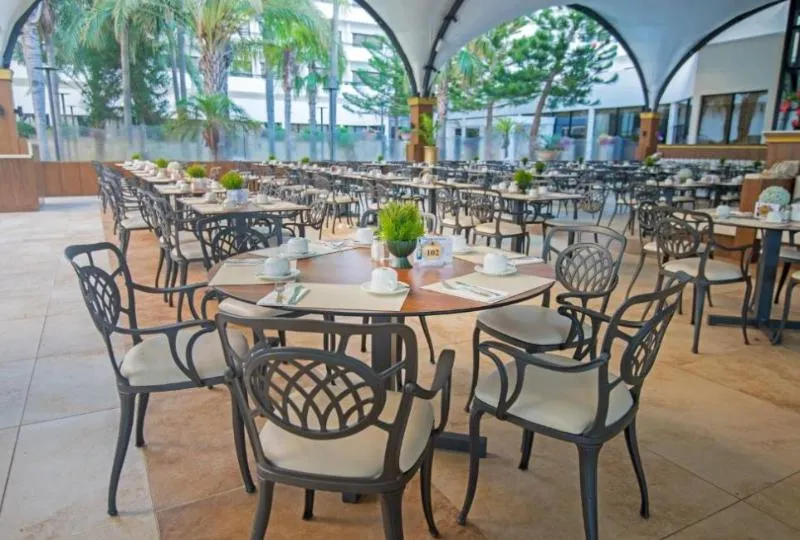 Restaurant, Adams Beach Hotel, Cyprus