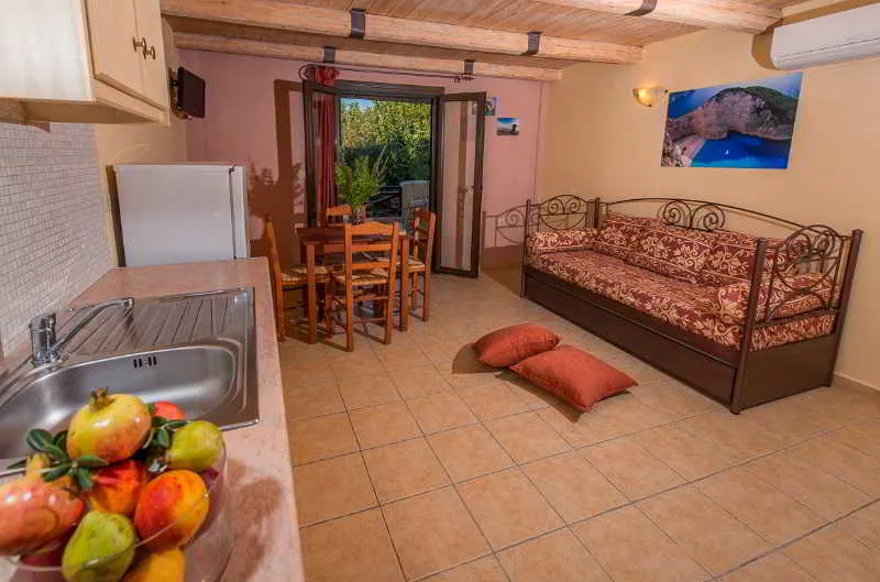 Room, Dante's Maisonettes, Zante