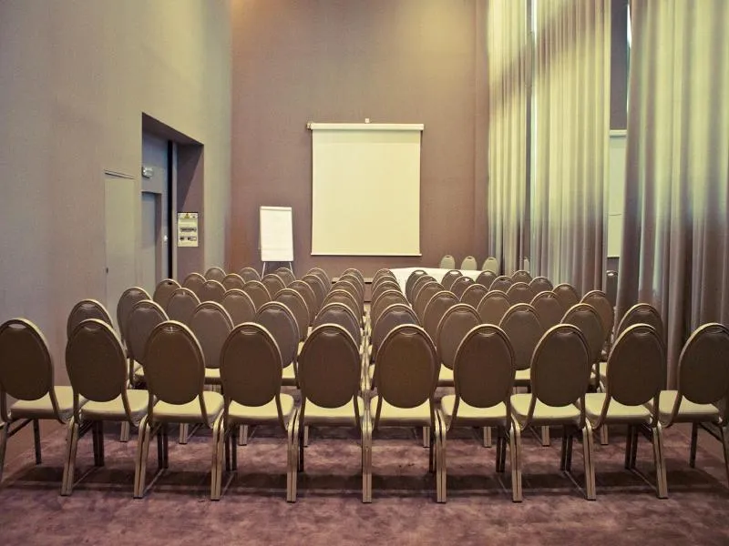 Conferences, Golden Tulip São João da Madeira, Porto