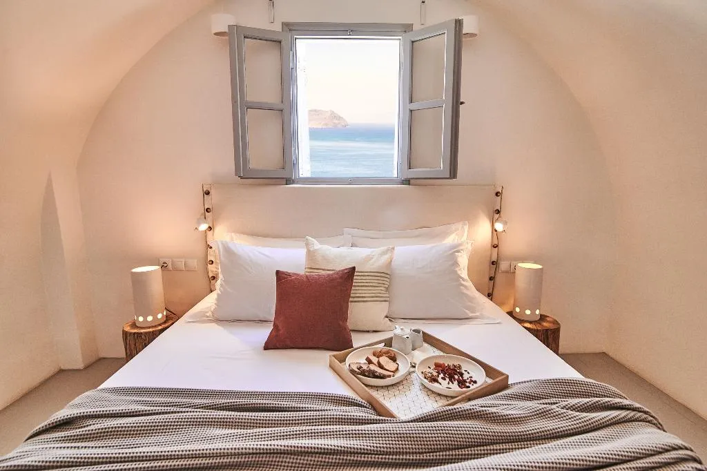 DOUBLE WITH BALCONY Room, Coco-Mat Hotel Santorini, Santorini