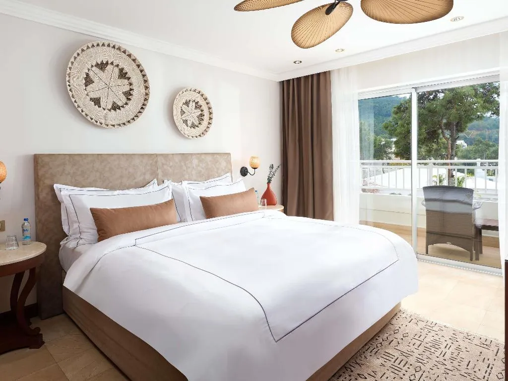 SUITE DELUXE GARDEN VIEW Room, Rixos Premium Bodrum, Bodrum