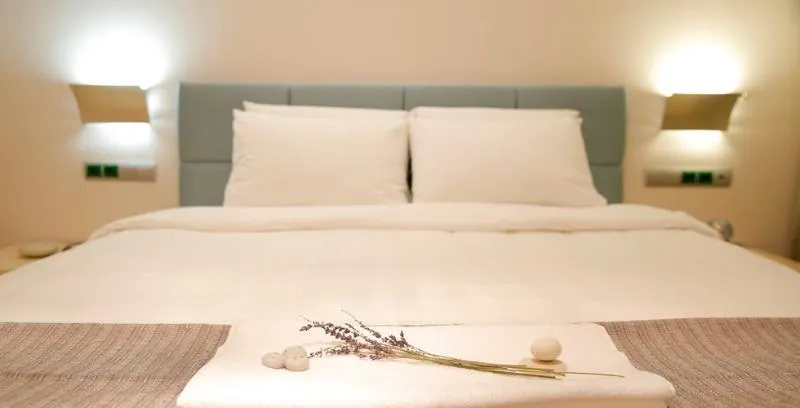 SUITE DELUXE WITH AIR CONDITIONING Room, Picture Suites, Corfu