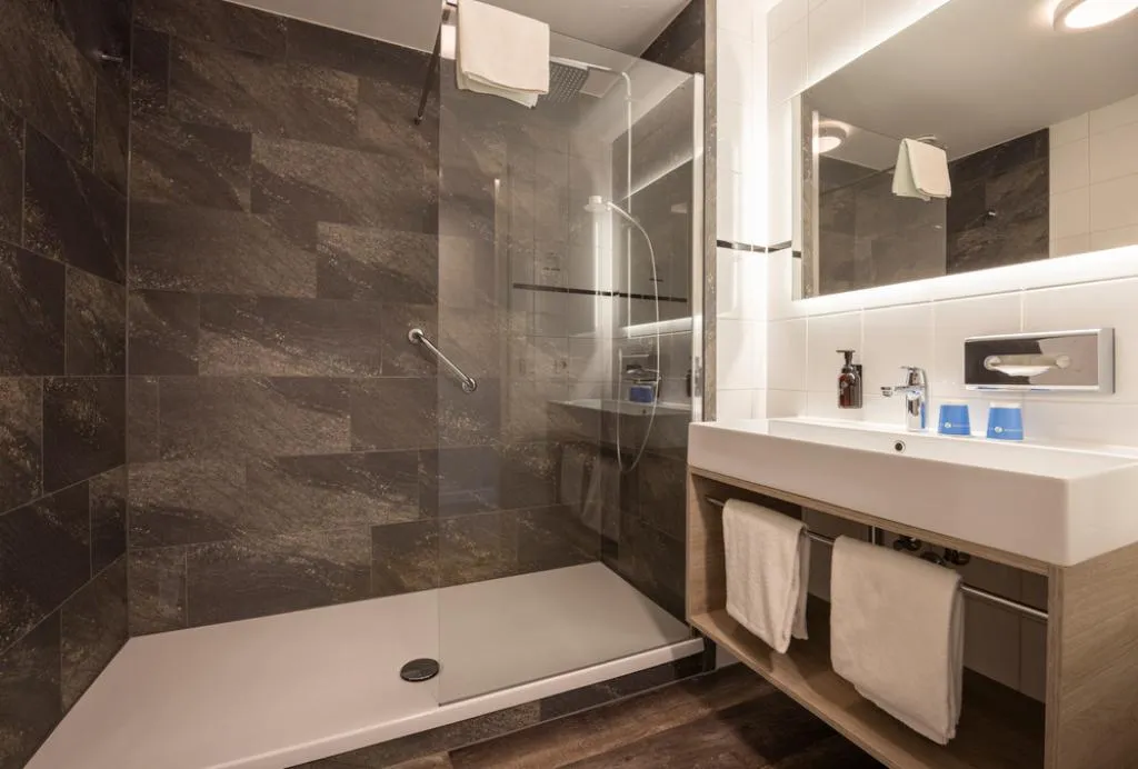DOUBLE COMFORT Room, Fletcher Hotel-Restaurant Spaarnwoude, Amsterdam