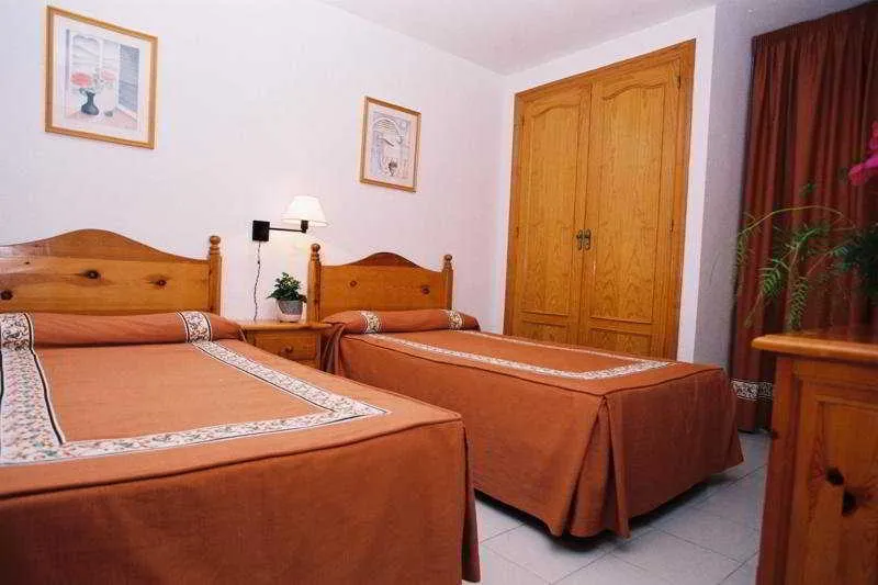 Room, Moguima, Costa Almeria