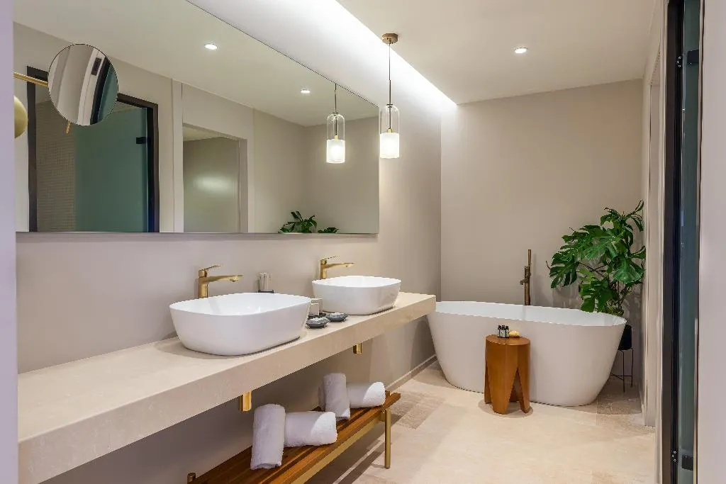 SUITE SEA VIEW Room, Aulus Chania Resort, Curio Collection by Hilton, Thessaloniki