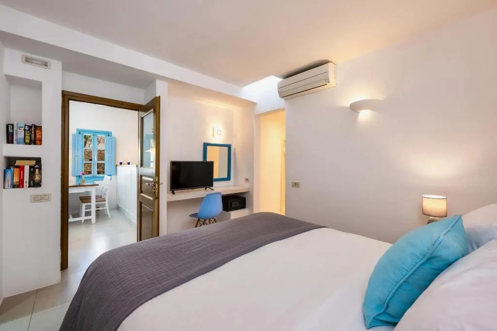 SUITE TWO BEDROOMS WITH PRIVATE POOL Room, Anema Boutique Hotel &Villas Santorini, Santorini