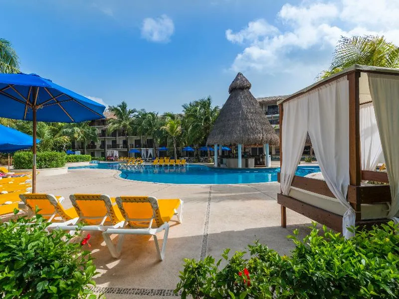 Pool, The Reef CocoBeach, Playa Del Carmen