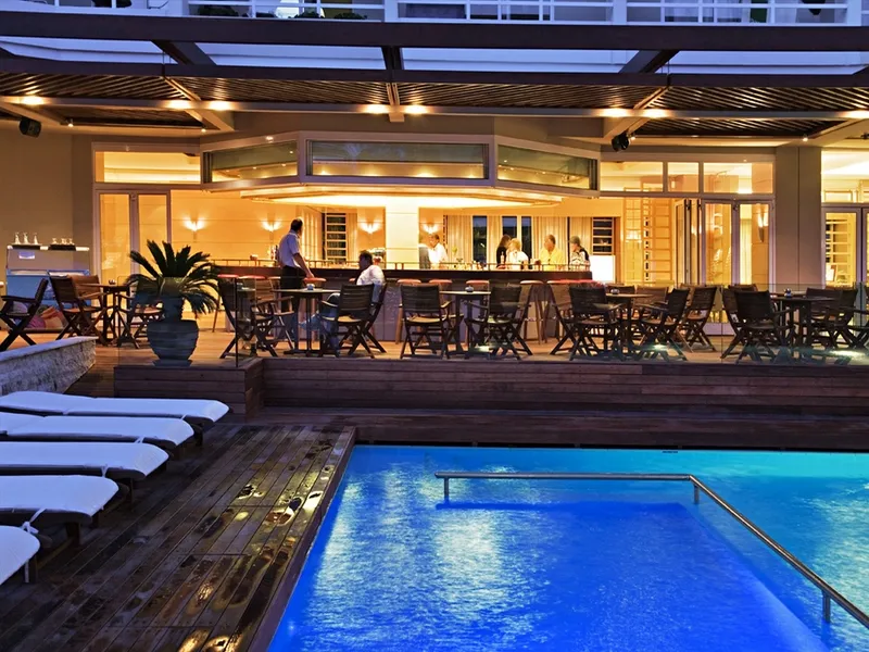 Pool, Athineon, Rhodes