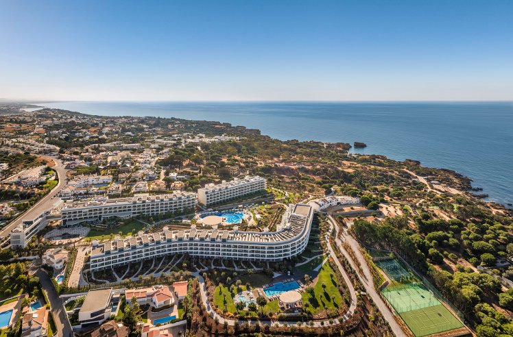 W Algarve, Algarve
