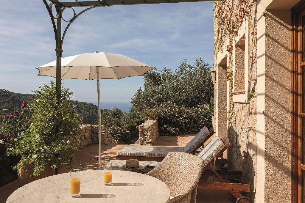 JUNIOR SUITE EXECUTIVE Room, La Residencia, A Belmond Hotel, Mallorca, Majorca