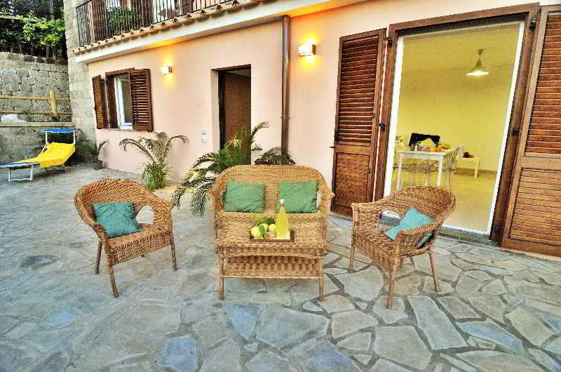 Terrace, Lemon Flat, Naples