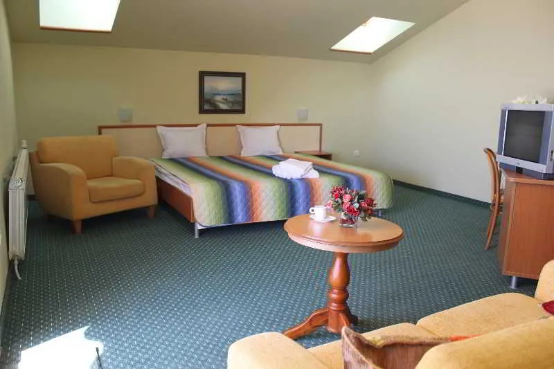 Room, Benvita, Varna
