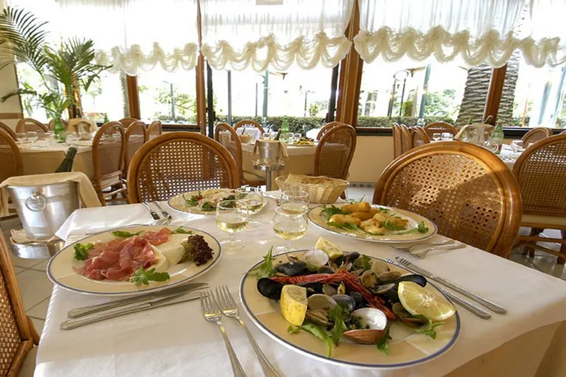 Restaurant, Eden, Naples