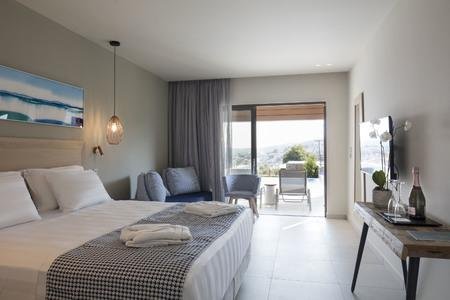 Amira Skiathos, Skiathos