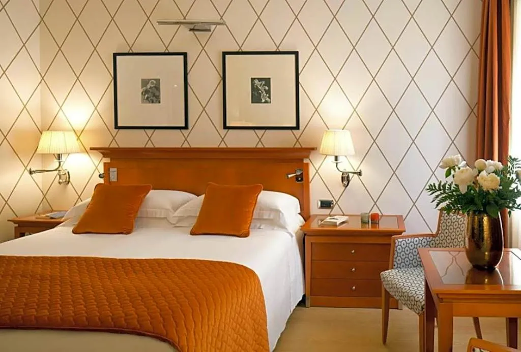 TRIPLE DELUXE Room, Starhotels Metropole, Rome