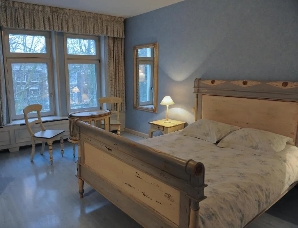 DOUBLE STANDARD Room, Imperial, Amsterdam