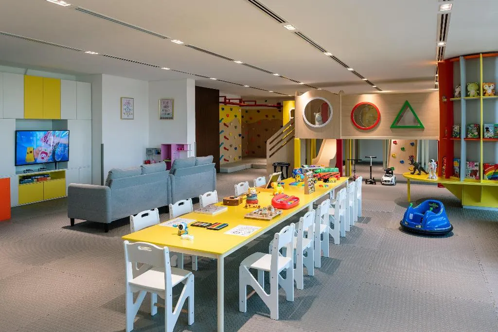Sports and Entertainment, Th8 Palm Dubai Beach Resort Vignette Collection, Dubai
