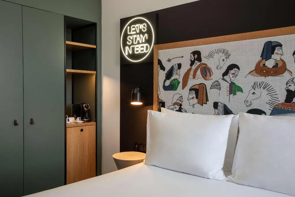 Room, Se Catedral Hotel Porto, Tapestry Collection by Hi, Porto