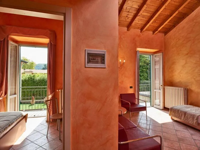 General view, Albergo Centrale, Milan