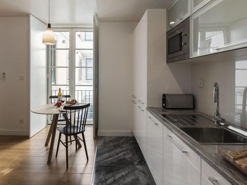 Lisbon Serviced Apartments - Baixa Castelo, Lisbon