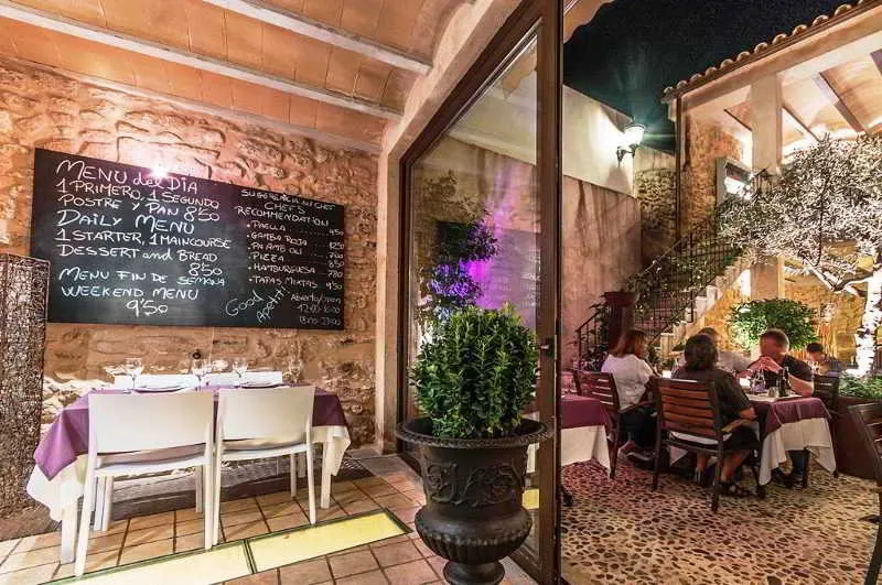 Restaurant, Can Pere, Majorca