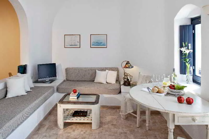 Room, Homeric Poems, Santorini