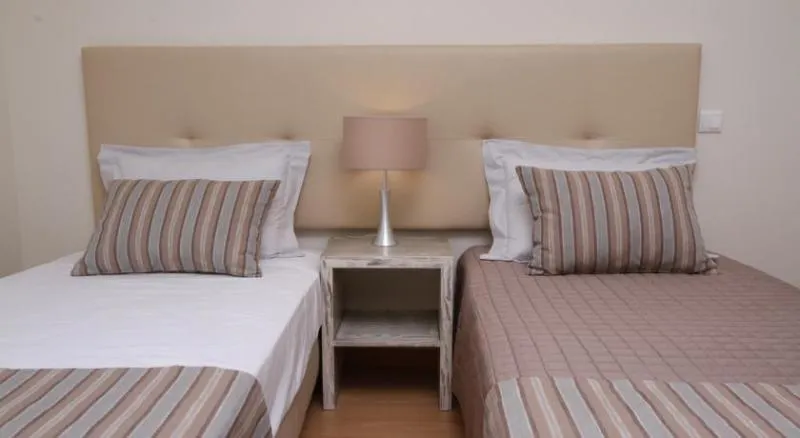 Room, Pinheiros da Balaia Villas, Algarve