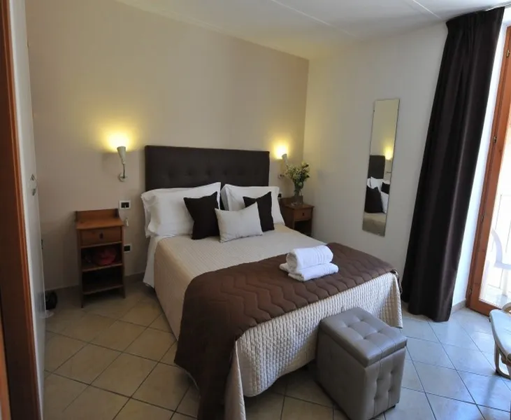 Room, Rivoli Sorrento, Naples