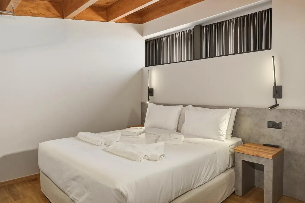SUITE TWO BEDS Room, Volta Seaside Boutique Hotel, Crete