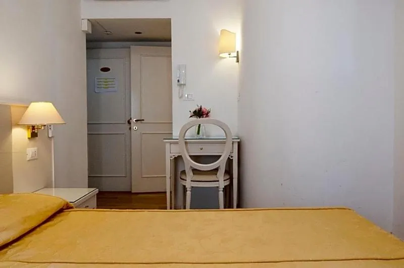 Lobby, Ai Tolentini, Venice