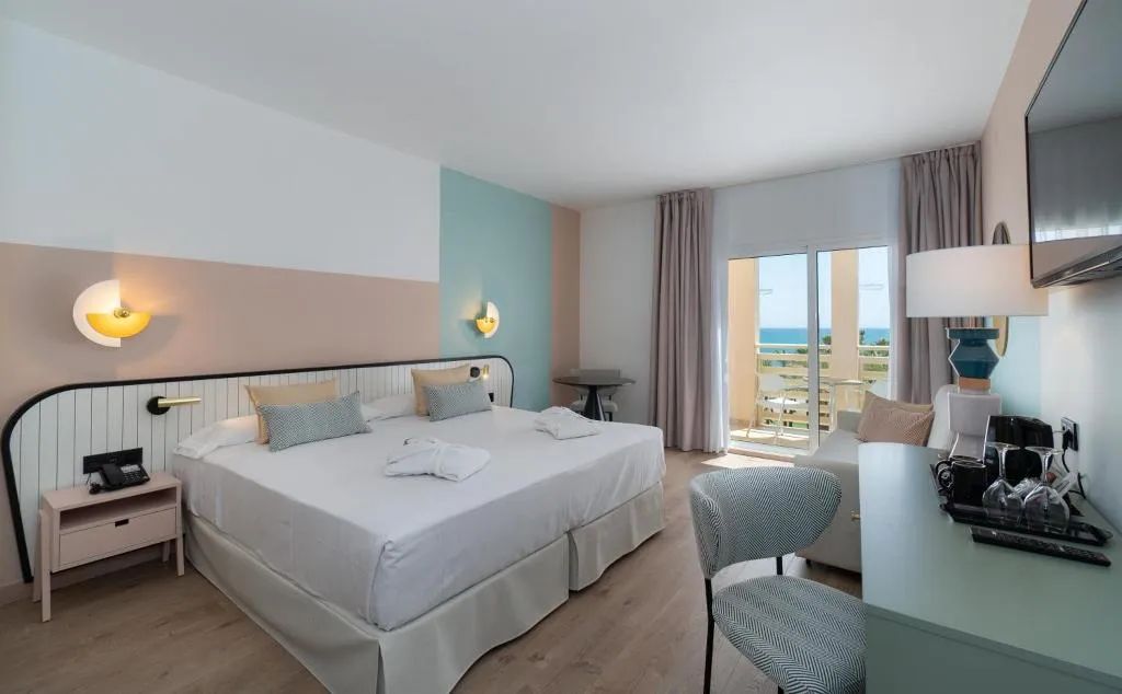 Room CLUB SEA VIEW Room, Medplaya Pez Espada, Costa Del Sol