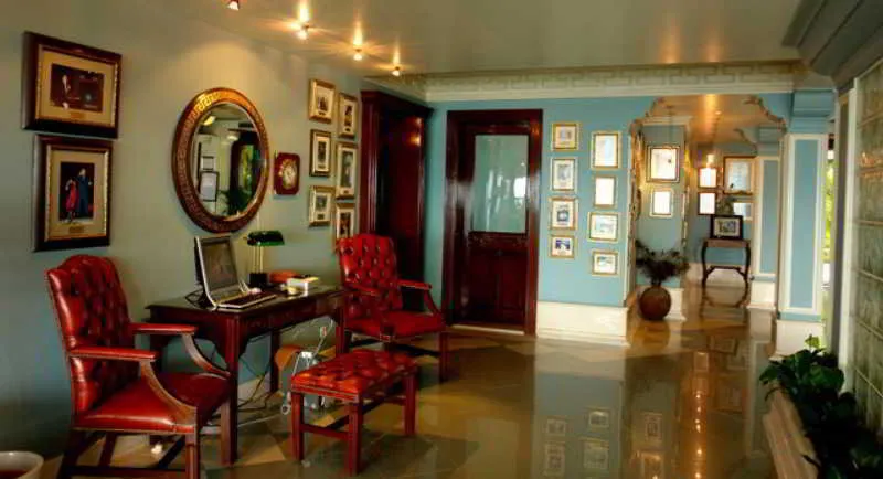 Lobby, Kismet, Izmir