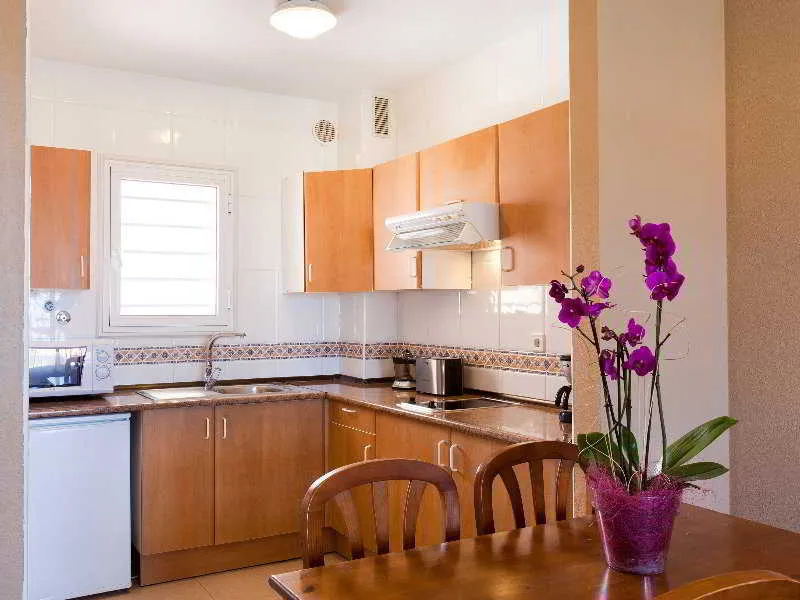 STUDIO CAPACITY 1 Room, El Duque, Tenerife