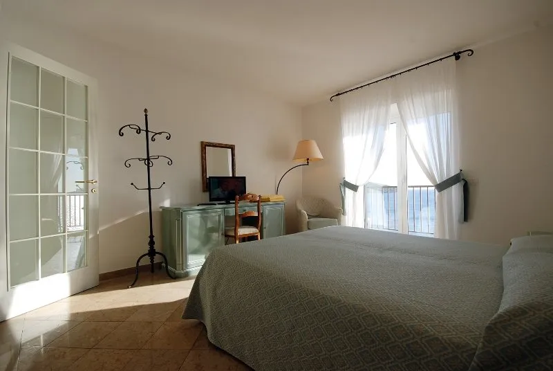 Room, El Faro, Alghero