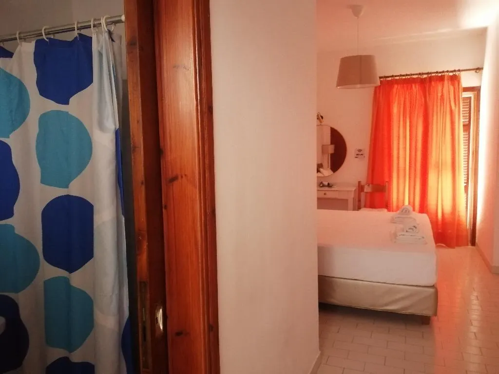 Room, Aronis Apartments, Corfu